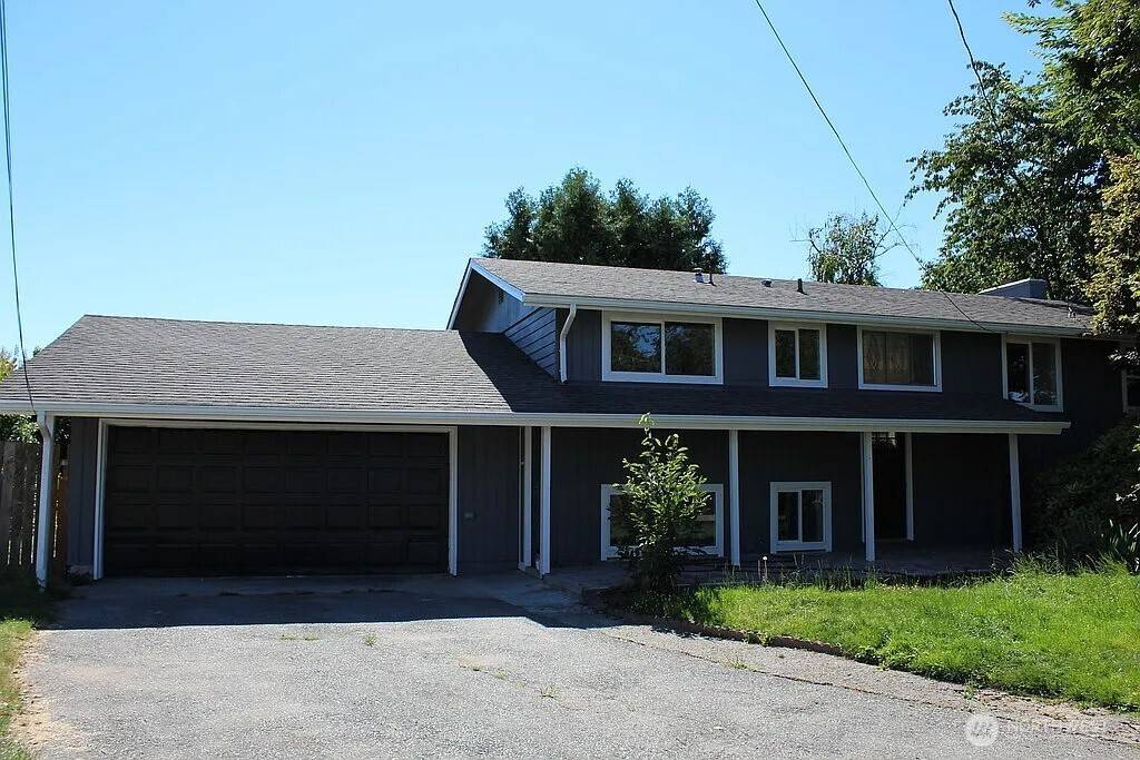 23611 106th AVE SE, Kent, WA 98031