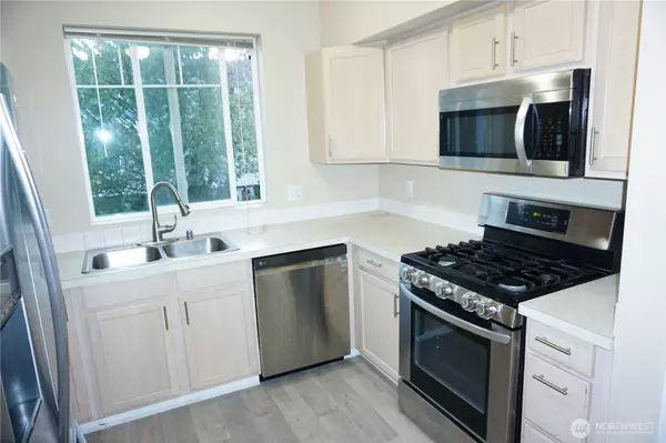 Auburn, WA 98092,31900 104th AVE SE #E201