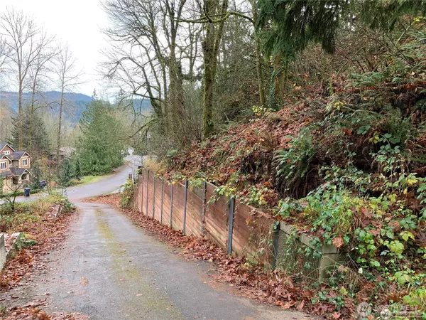 Issaquah, WA 98027,435 SW Mount Baker Dr