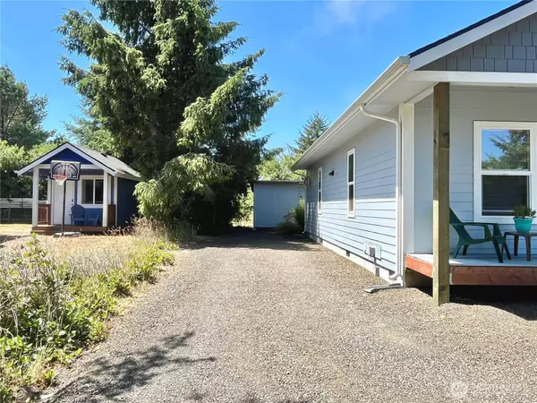 Ocean Shores, WA 98569,857 Vagabond AVE SW