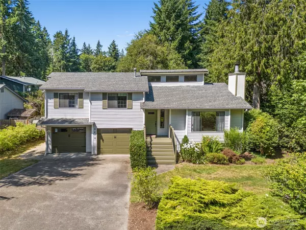 2412 Burbank AVE NW, Olympia, WA 98502