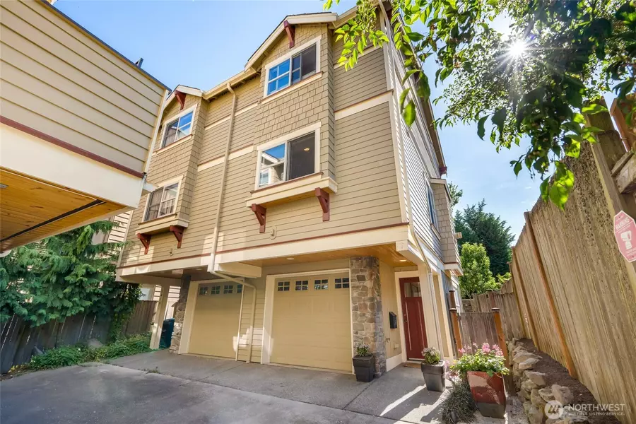 1414 4th AVE W #A, Seattle, WA 98119