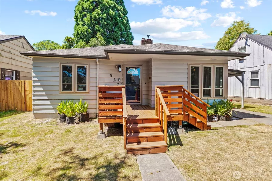 527 25th AVE, Longview, WA 98632