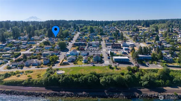 Steilacoom, WA 98388,1810 Rainier ST