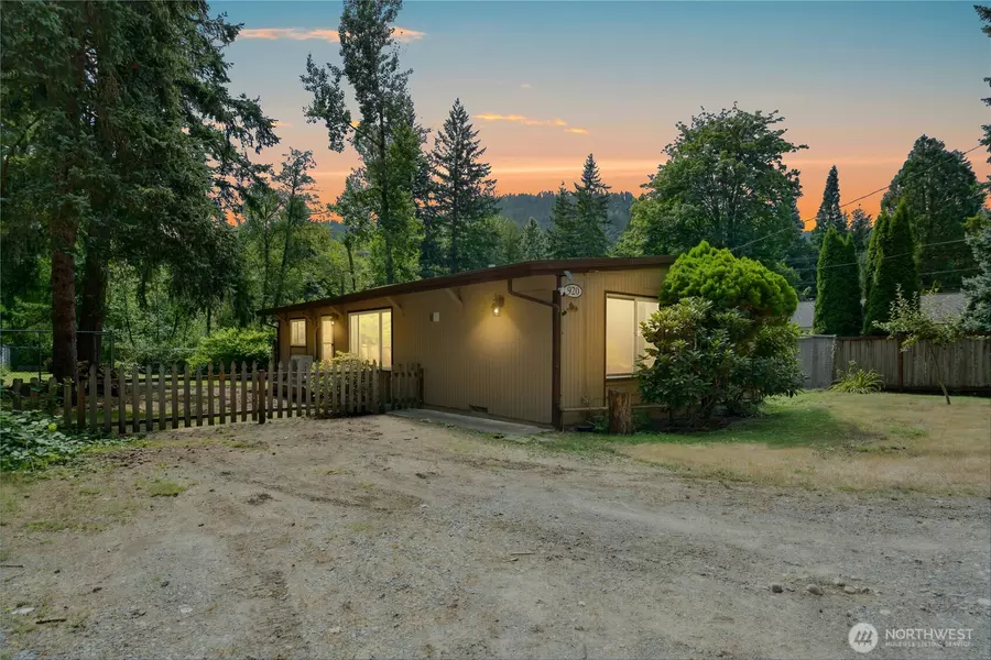 920 2nd AVE SE, Issaquah, WA 98027