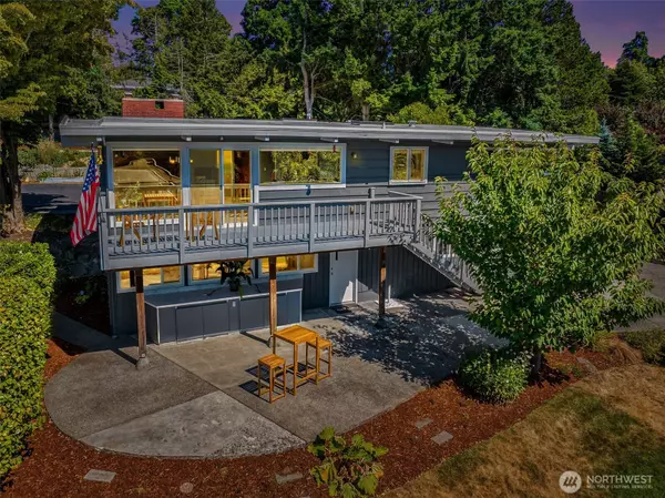 205 SW 192nd ST, Normandy Park, WA 98166