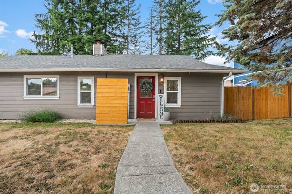 280 Flower Meadows ST, Port Orchard, WA 98366