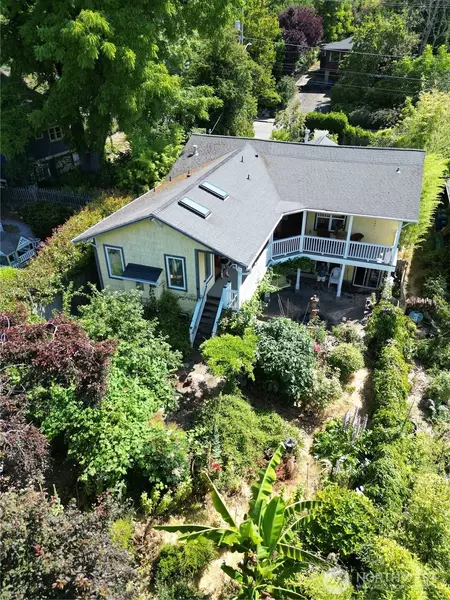 6511 51st AVE S, Seattle, WA 98118