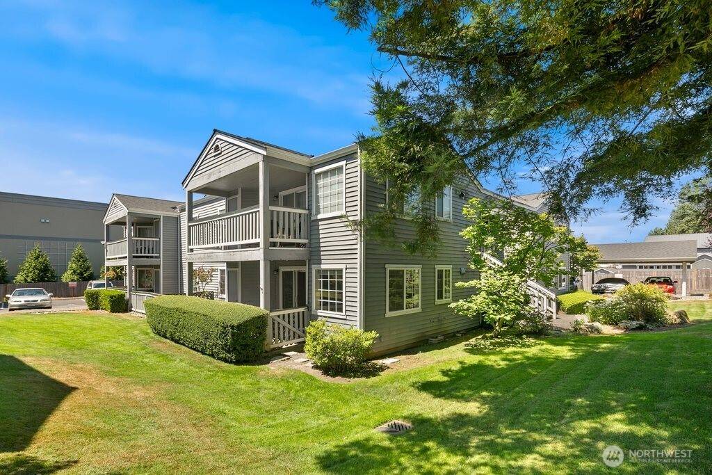 17114 44th AVE W #C102, Lynnwood, WA 98037
