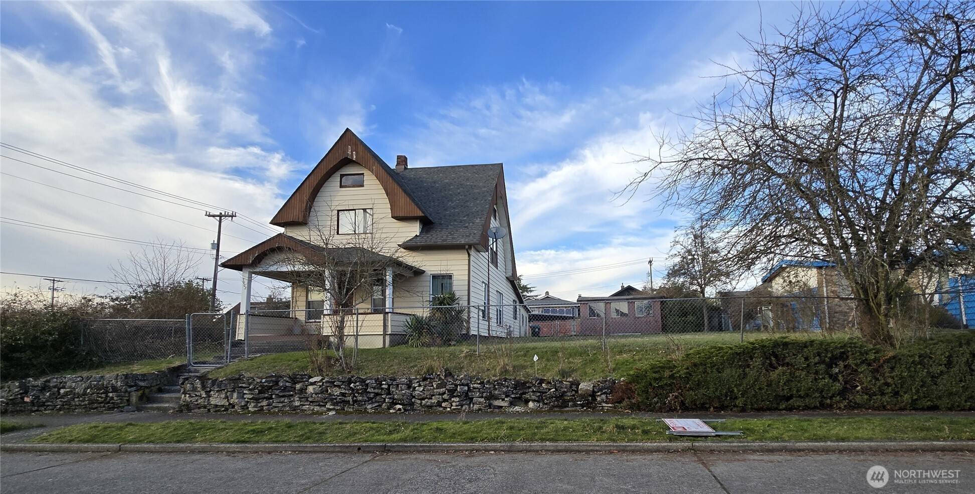3902 S Angel PL, Seattle, WA 98118