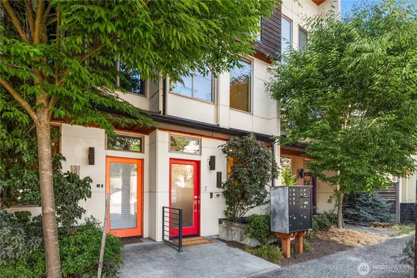 5015 B Fauntleroy WAY SW, Seattle, WA 98136