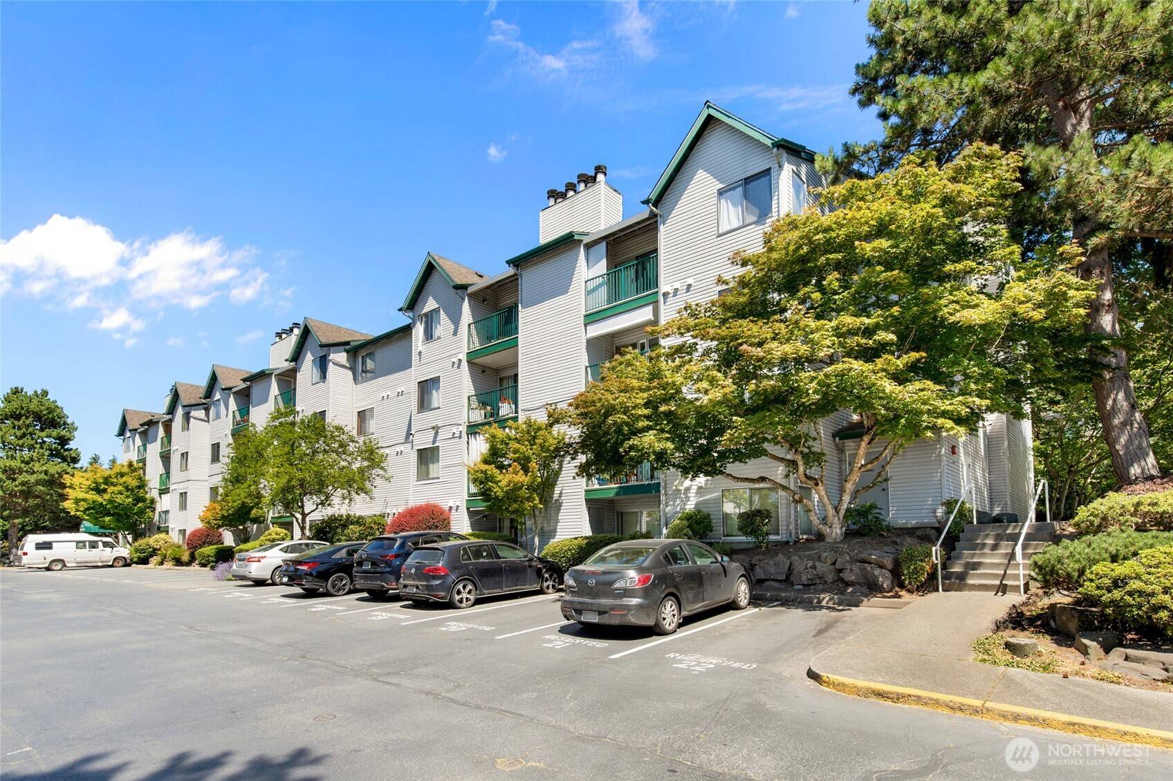 1522 NE 175th ST #403, Shoreline, WA 98155