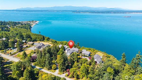 4640 Rhodie LN, Freeland, WA 98249
