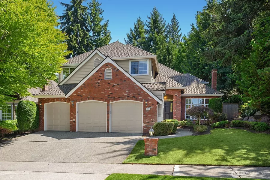 5834 NW Lac Leman DR, Issaquah, WA 98027