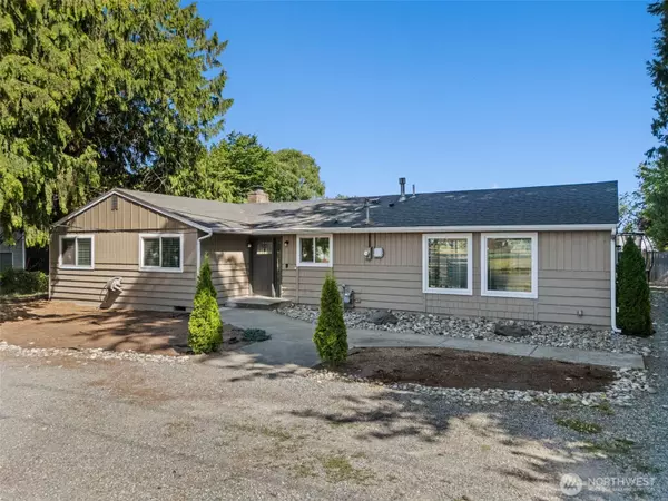 8903 128th ST E, Puyallup, WA 98373