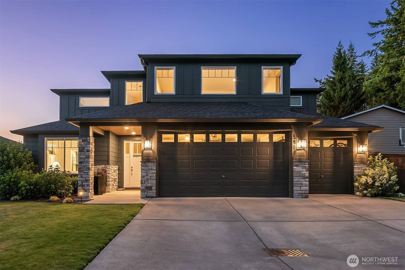 8411 202nd ST SW, Edmonds, WA 98026