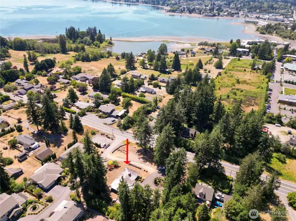 Silverdale, WA 98383,9428 Tracyton BLVD NW