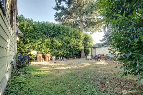 Tacoma, WA 98408,4840 J ST S