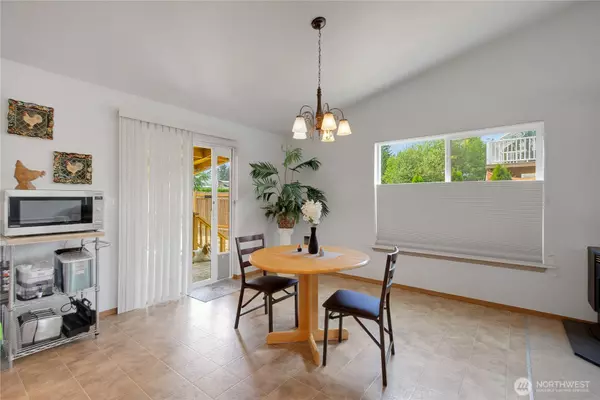 Bonney Lake, WA 98391,12906 Ridgewood DR E