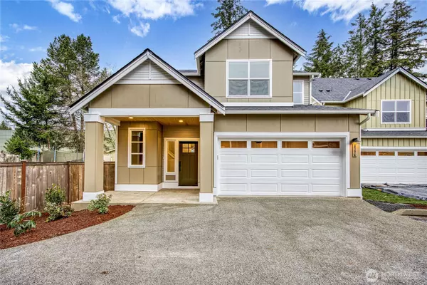 5044 NW Cedarside LOOP, Silverdale, WA 98383