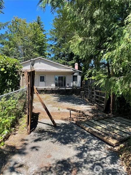 12318 4th AVE S, Burien, WA 98168
