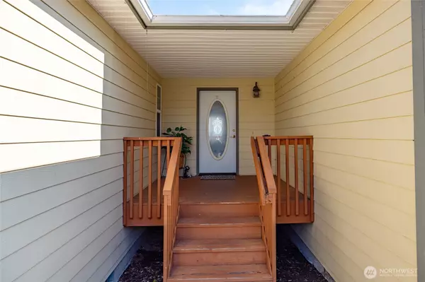 Oak Harbor, WA 98277,539 Birch ST