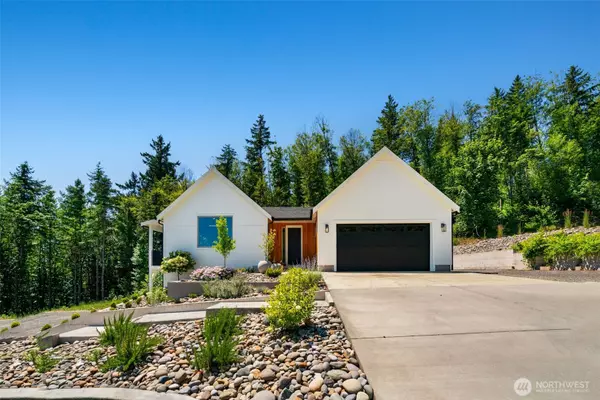 5601 Lewis River RD, Ariel, WA 98603