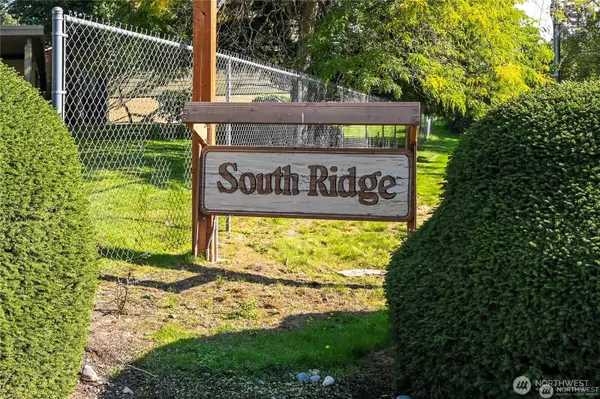 Seatac, WA 98188,4806 187th PL S #A202