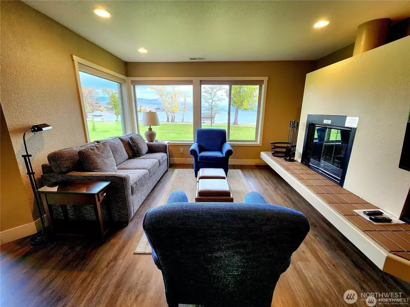 1 Beach 537-Q, Manson, WA 98831
