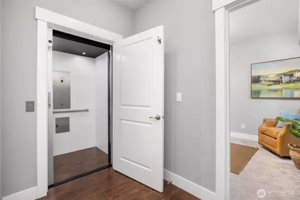 Port Ludlow, WA 98365,192 Ludlow Bay RD