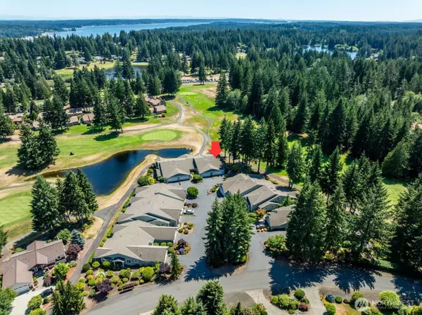 321 E Soderberg RD #C9, Allyn, WA 98524