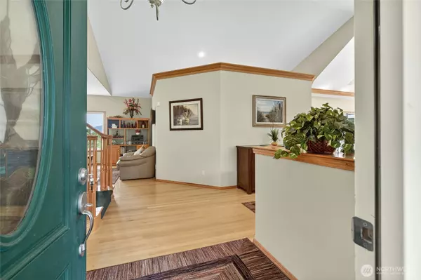 Mount Vernon, WA 98274,18345 Osprey CT