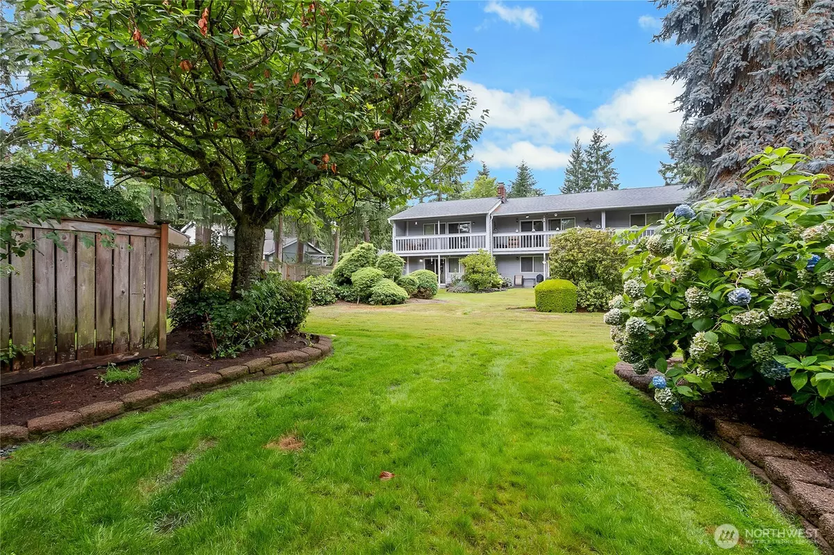 University Place, WA 98467,5527 Bridgeport WAY W #B