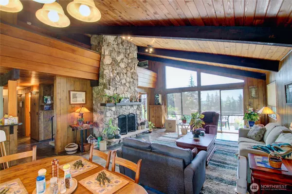 Burlington, WA 98233,16475 Fairway DR