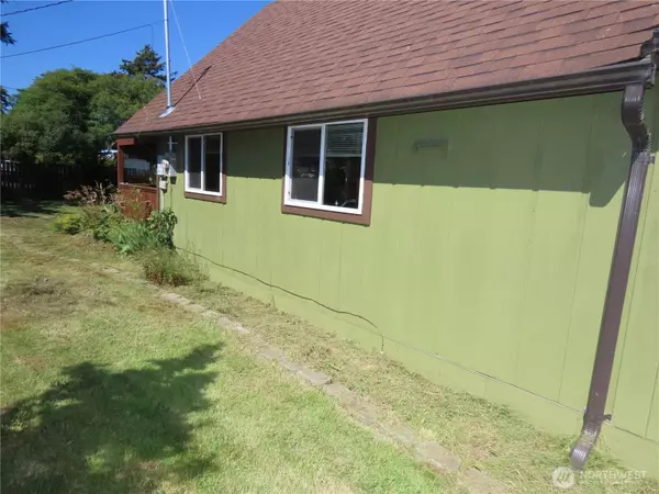 Grayland, WA 98547,845 Schmid RD