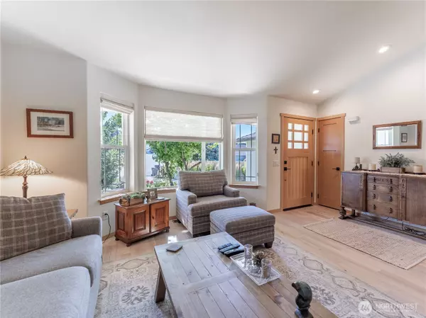 East Wenatchee, WA 98802,318 S Mary LN