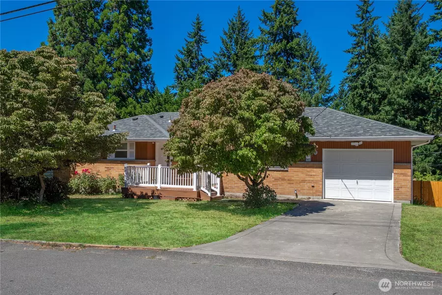 528 S 302nd St, Federal Way, WA 98003