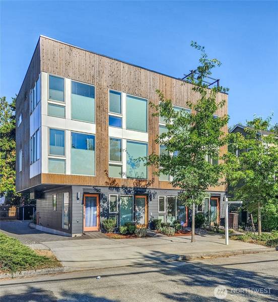 9710 A Ashworth AVE N, Seattle, WA 98103