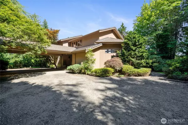 12747 SE Fetters LN, Olalla, WA 98359
