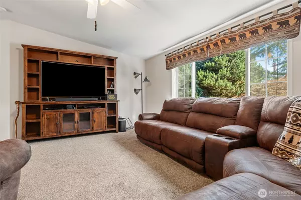 Winlock, WA 98596,118 Quary LN
