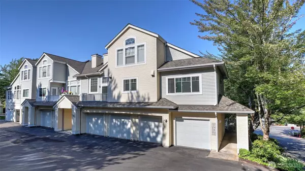 425 S 46th PL #E, Renton, WA 98055