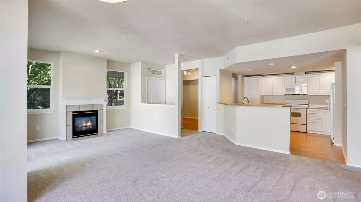 Renton, WA 98055,425 S 46th PL #E