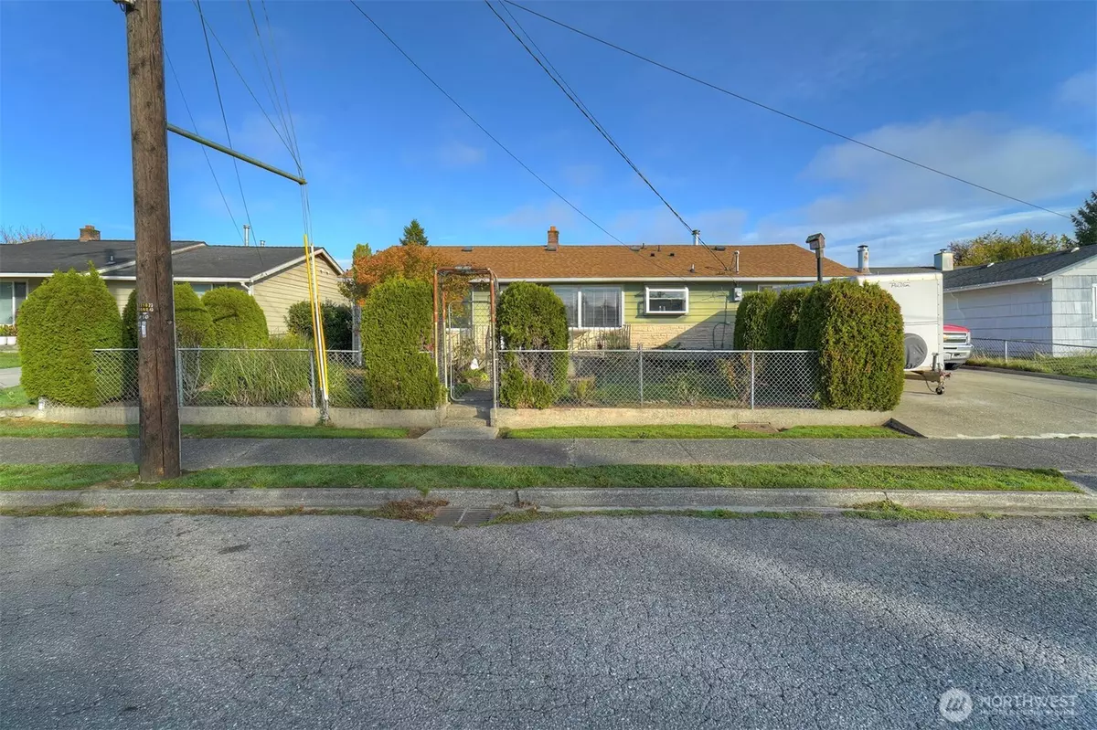 Bremerton, WA 98310,920 E 31st ST