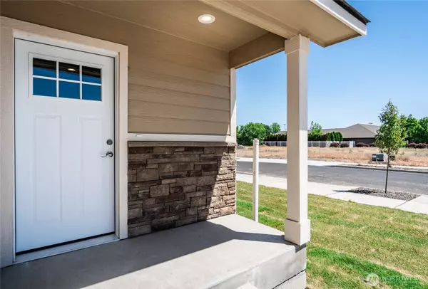 Moses Lake, WA 98837,920 NE Sunburst CT
