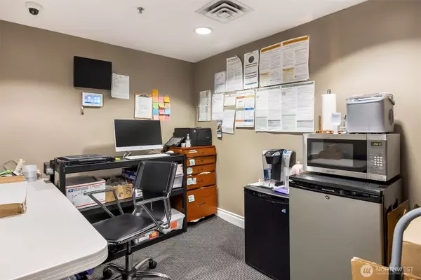 Seattle, WA 98101,1420 Terry AVE #OU