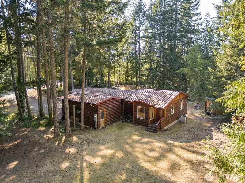 21 Hunt RD, Port Angeles, WA 98363