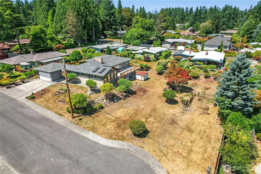 1410 Swallow LN NW, Olympia, WA 98502