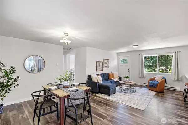 Federal Way, WA 98023,37226 1st AVE SW