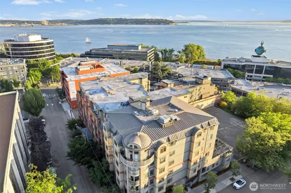 Seattle, WA 98109,133 Queen Anne AVE N #304