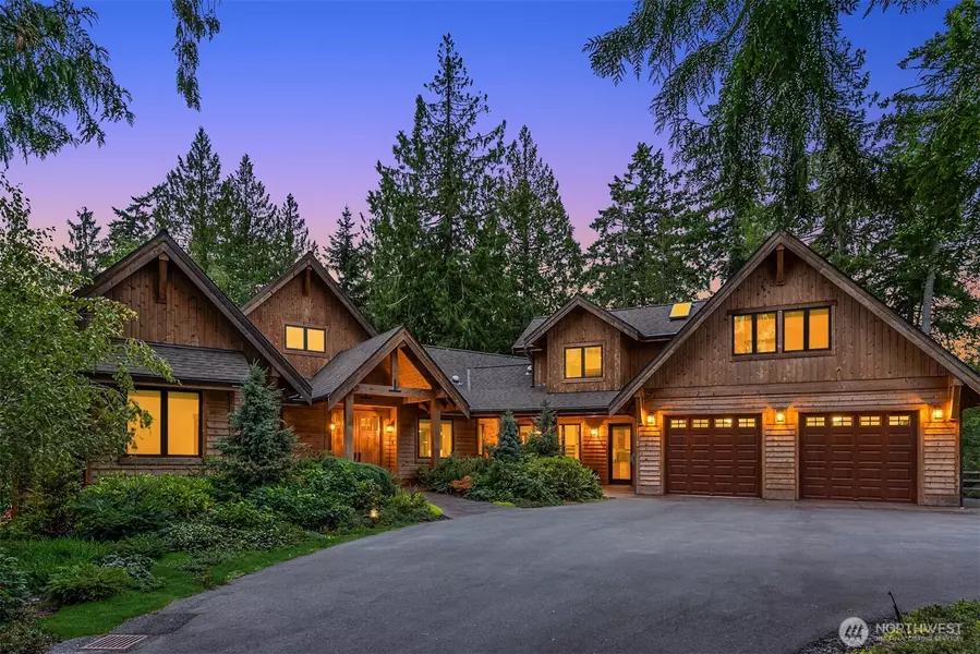 9721 NE Charisma CIR, Bainbridge Island, WA 98110